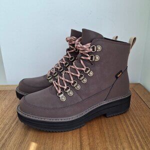 Teva | Midform Hiking Boots (Bracken) | Women's US 8